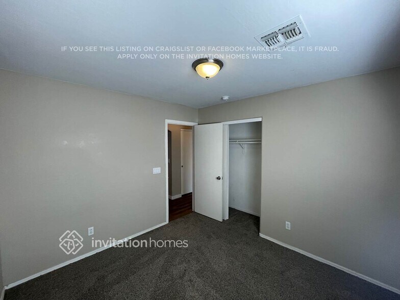 Building Photo - 146 N 223rd Ave