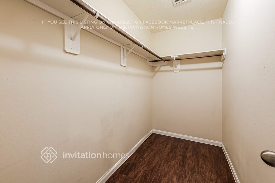 Building Photo - 12631 Lady Slipper Rd