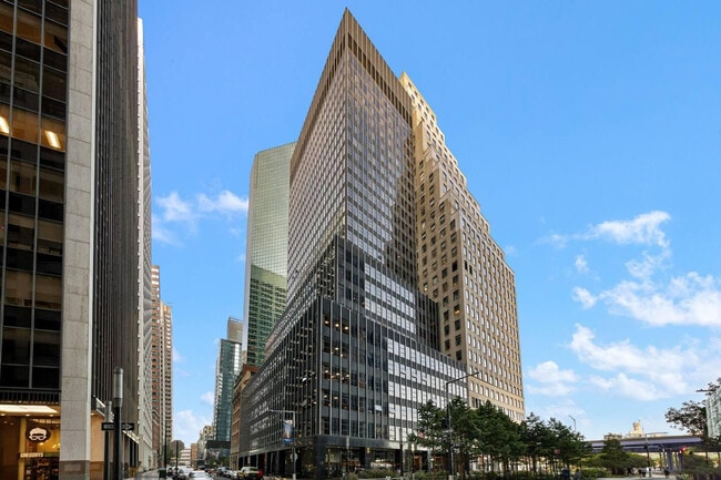Building Photo - 120 Wall St