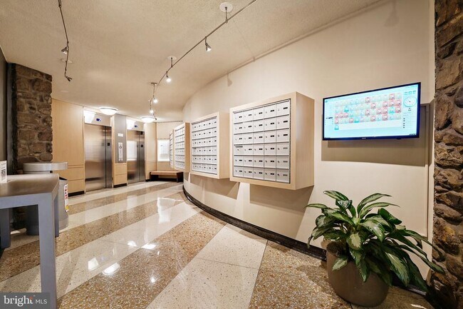 Building Photo - 4242 East-West Hwy