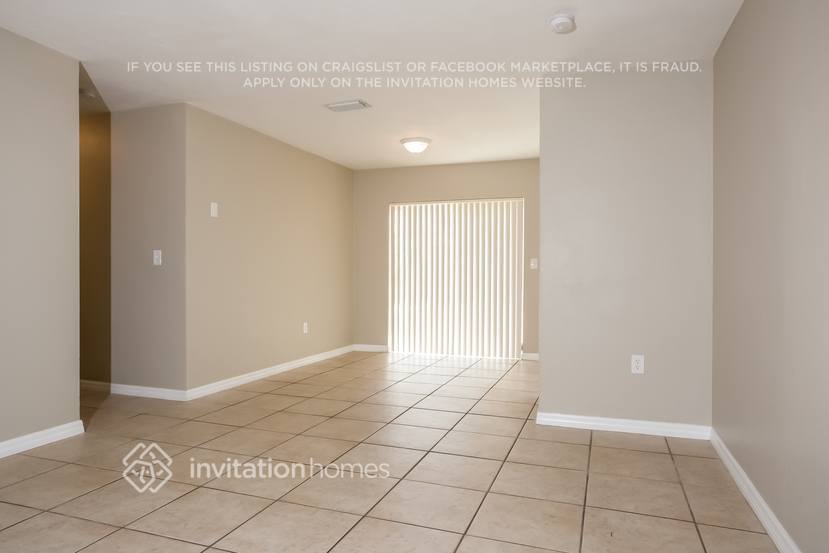Building Photo - 10030 SW 85th St