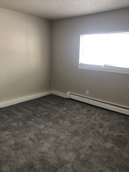 Building Photo - 2813 King St