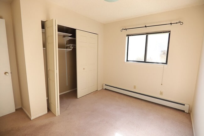 Building Photo - 2260 Papago Ct