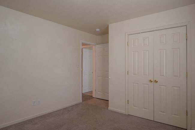 Building Photo - 1404 37th St