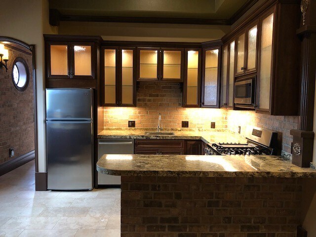 Building Photo - 220 Geneva Ave