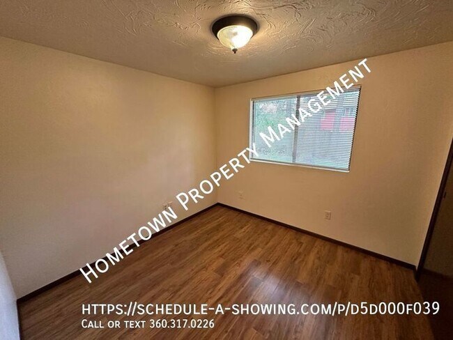 Building Photo - 2 Bedroom 1 Bath Duplex in Hawks Prairie. ...