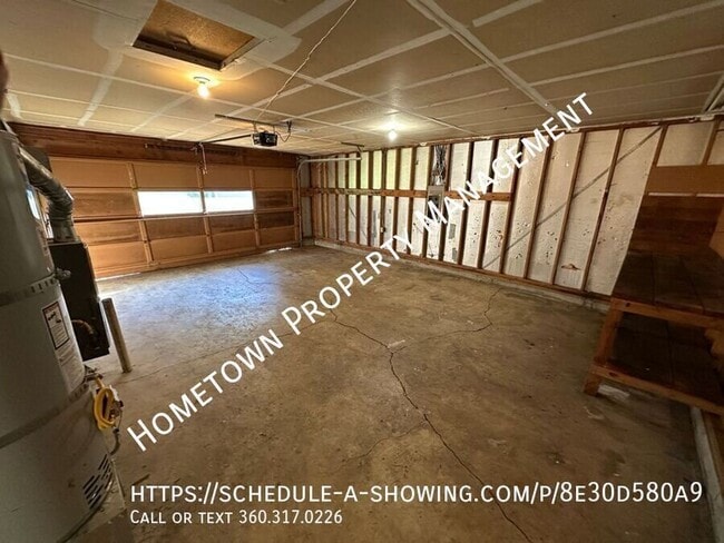 Building Photo - 6707 36th Ave SE