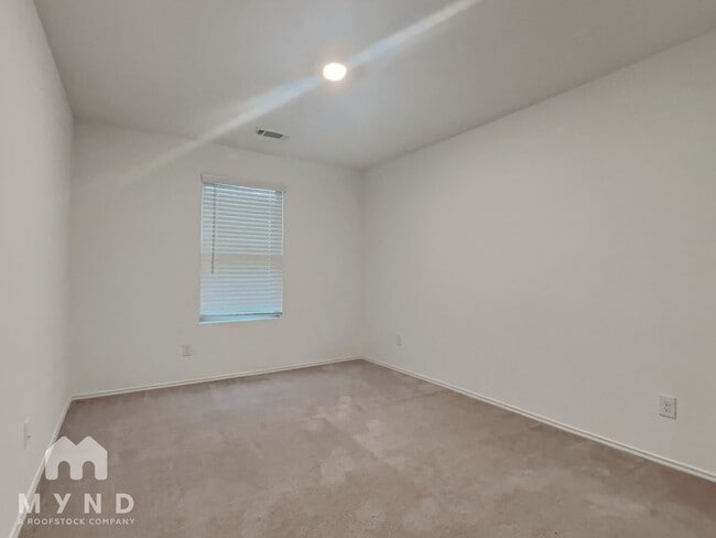 Building Photo - 5233 Elrington Vly Ln