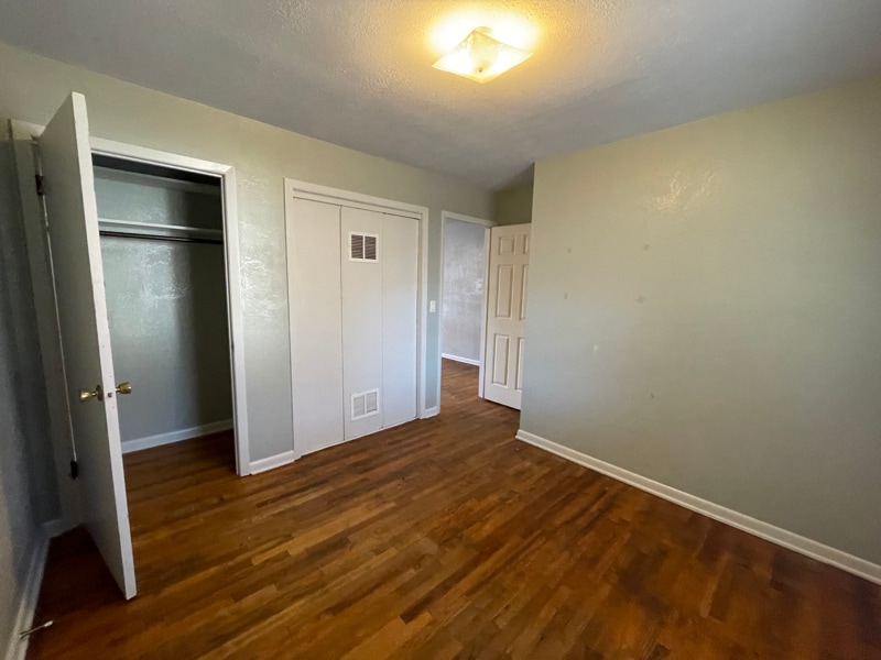 Building Photo - 414 E Madison St