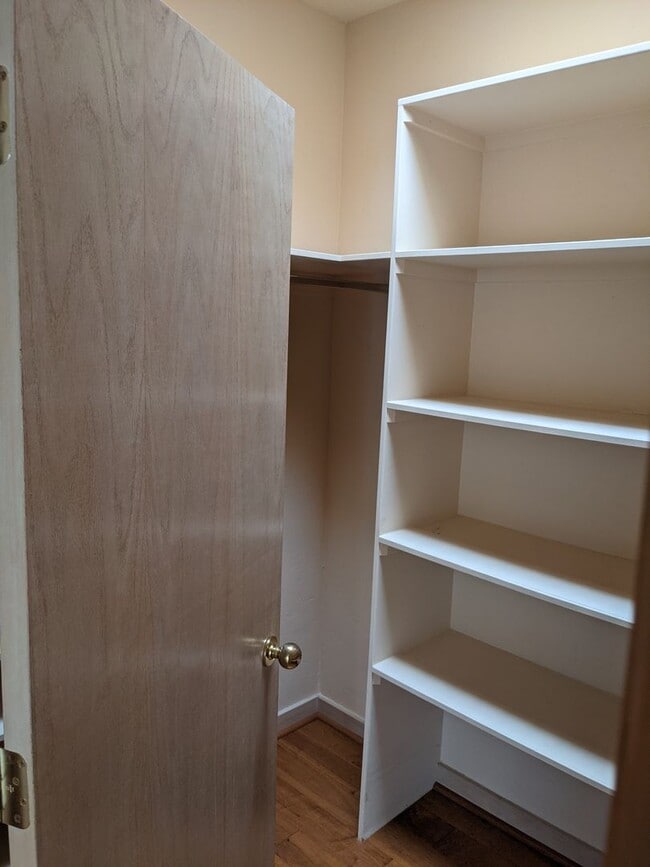 Building Photo - FINISTERRA GATED COMMUNITY RENTAL - VIEWS ...