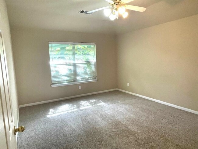 Building Photo - 2708 Granite Creek Dr
