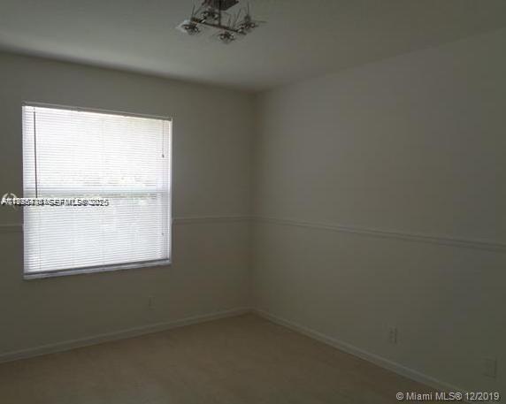 Building Photo - 3013 Woodlands Dr