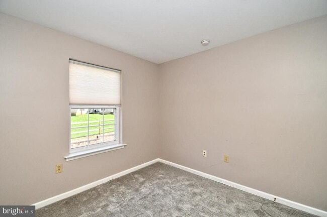 Building Photo - 1055 Balley Dr