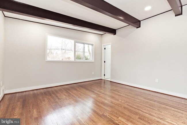 Building Photo - 3507 Gallows Rd