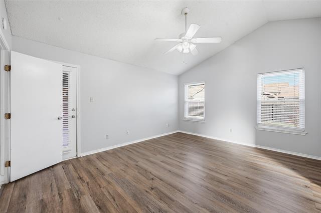 Building Photo - 6421 Fairview Dr