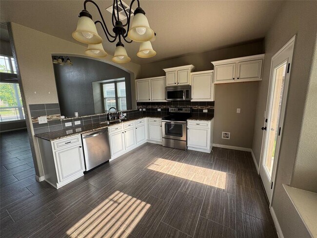 Building Photo - 1003 Coconut Cove