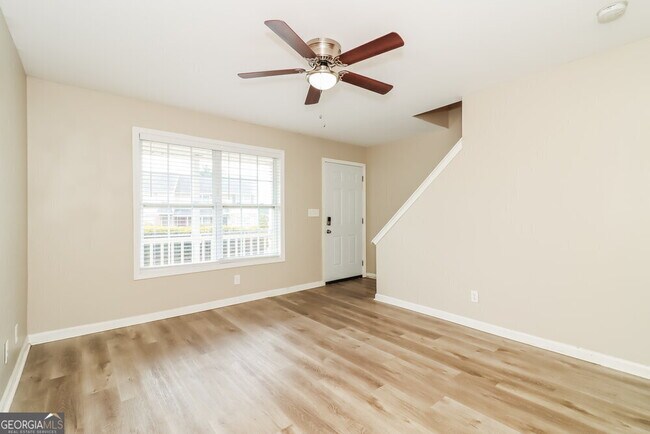 Building Photo - 428 WI Pkwy