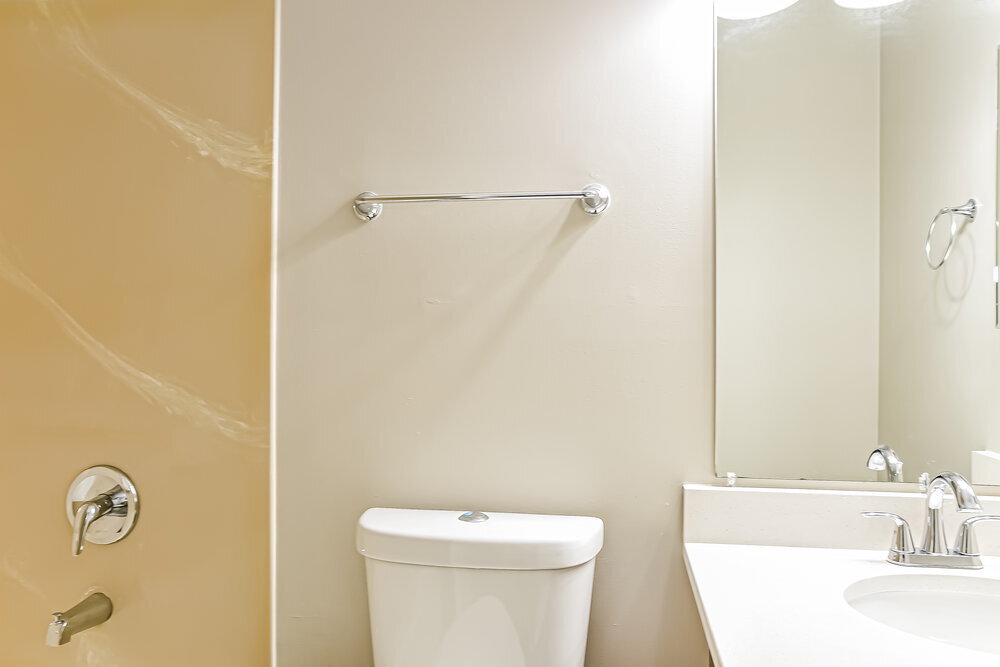 Building Photo - 794 Wallinger Dr