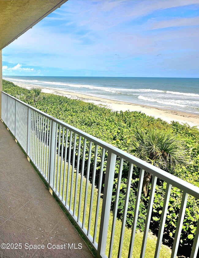 Building Photo - 1095 N Hwy A1A