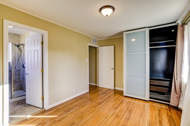 Building Photo - 13 Hermosa Ln