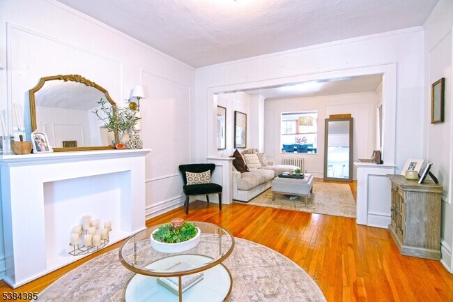 Building Photo - 306 Springfield Ave