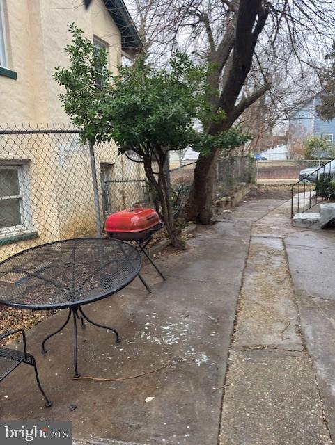 Building Photo - 4253 Brooks St NE