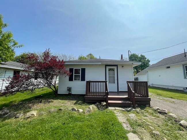 Primary Photo - 603 E Golf Ave