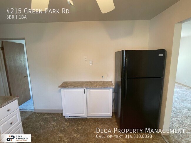 Building Photo - 3 Bedroom House