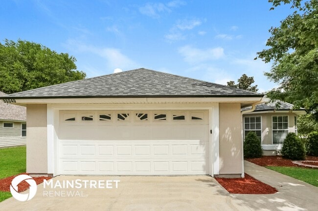 Building Photo - 96040 Piedmont Dr