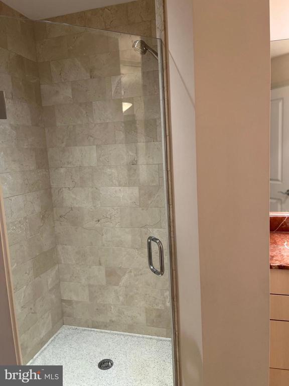 Building Photo - 2425 L St NW