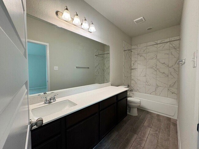 Building Photo - 295 Rimrock Ct