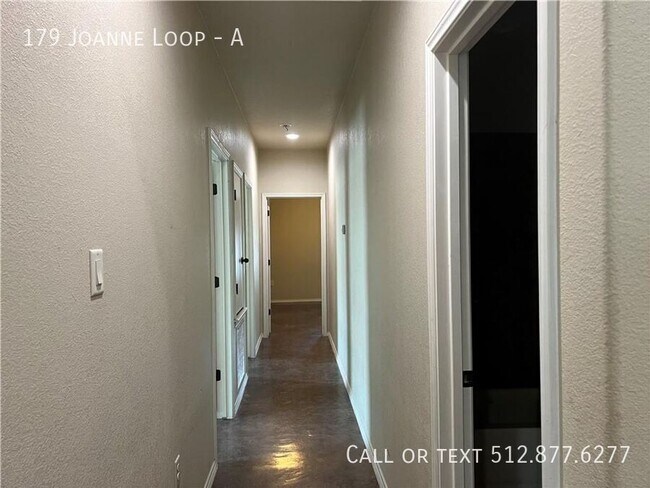 Building Photo - 179 Joanne Lp