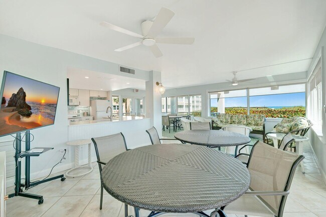 Building Photo - 1555 NE Ocean Blvd