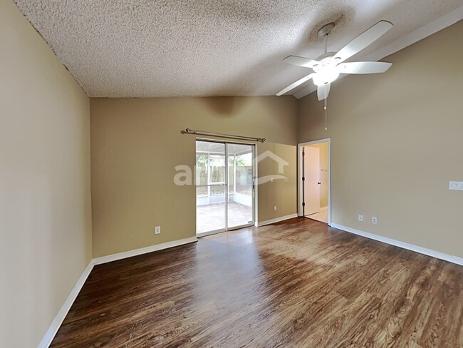 Building Photo - 12706 Parkbury Dr
