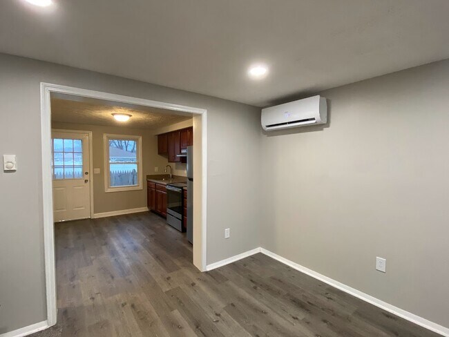 Living to Kitchen and Dining Area - 30 Clayton St