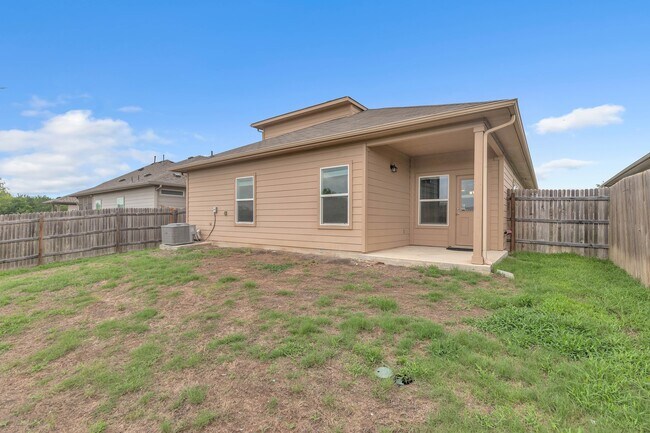 Building Photo - 3311 Brywood Dr