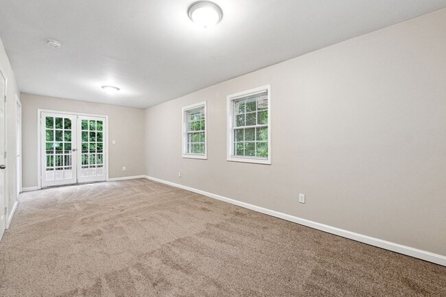 Building Photo - 5786 Deerfield Trail