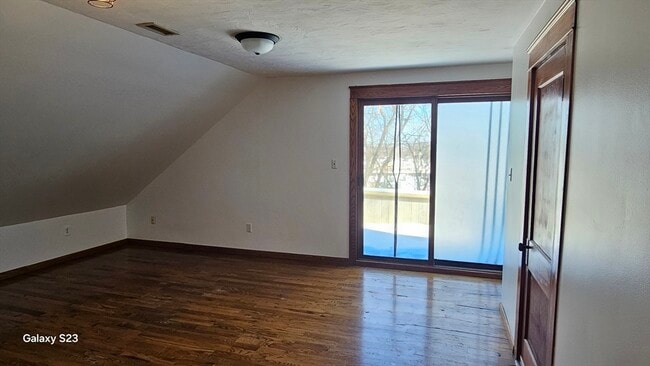 Building Photo - 17 Cleveland Ave