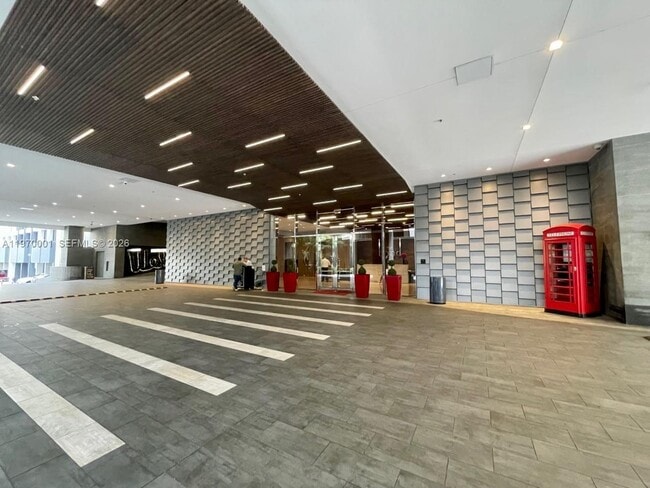 Building Photo - 1080 Brickell Ave