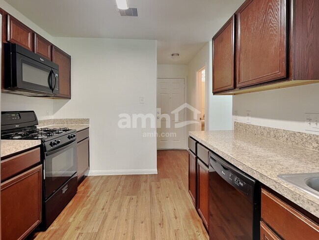 Building Photo - 15450 Bammel Oaks Ct