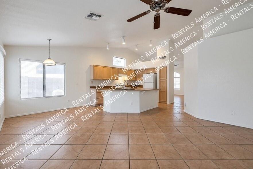 Building Photo - 2261 S. Comanche Dr.