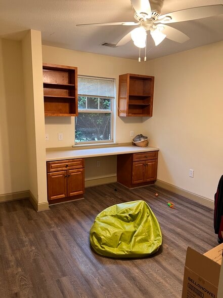 Building Photo - 1613 Muscovy Way