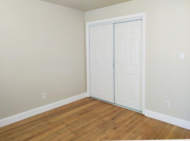 Building Photo - 7485 Loma Verde Way