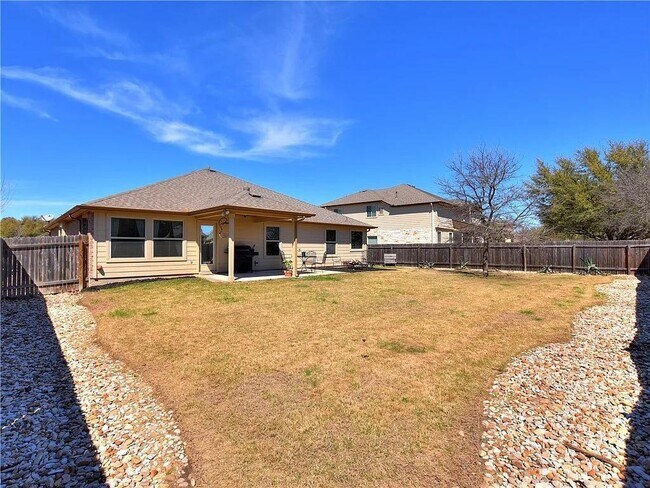 Building Photo - 141 Florenz Ln