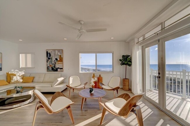 Building Photo - 17852 Lee Ave