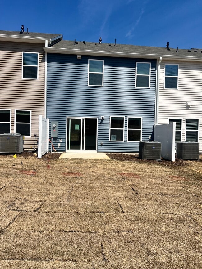 Building Photo - 1062 Winding Spg Dr