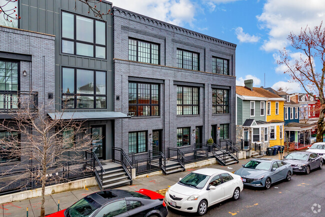 770-774 Girard St NW - Helicopter Factory