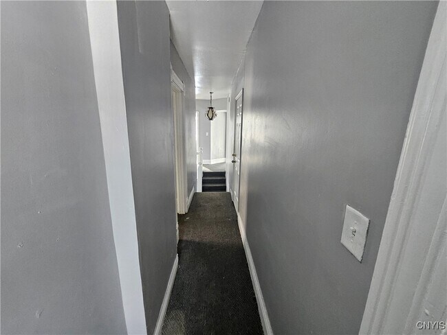 Building Photo - 117 Landon Ave