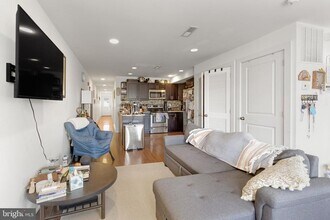 Building Photo - 1228 N 25th St