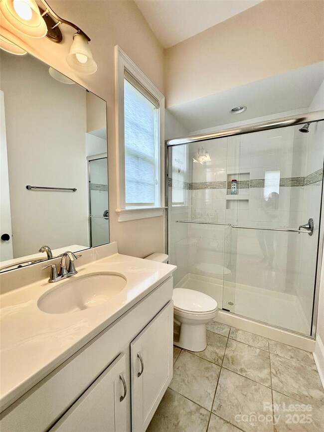 Building Photo - 929 Terramore Ln